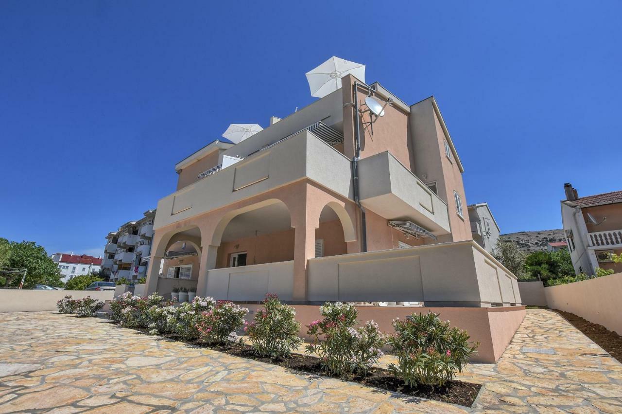 Villa Magena - Modern Apartments In Pag Center Apartamento *